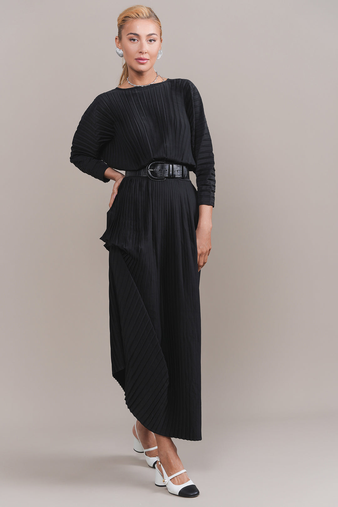 ZARAH DRESS IN BLACK