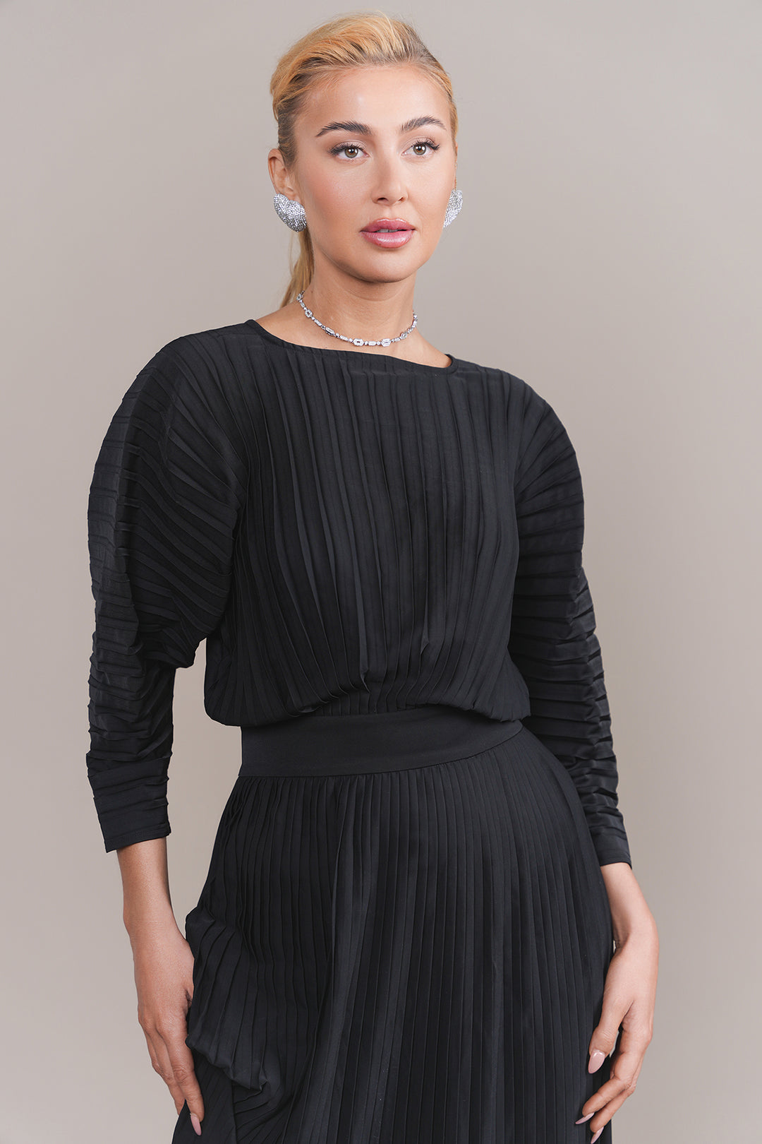 ZARAH DRESS IN BLACK